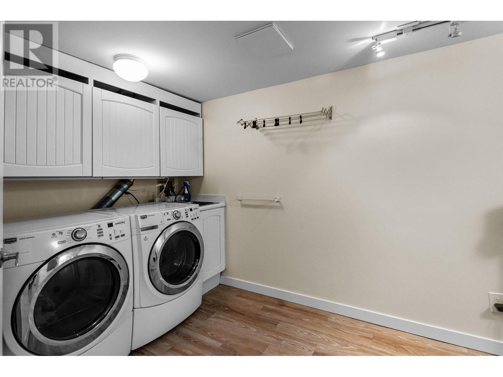 41 4055 Indian River Drive, North Vancouver, British Columbia  V7G 2R7 - Photo 22 - R2866347
