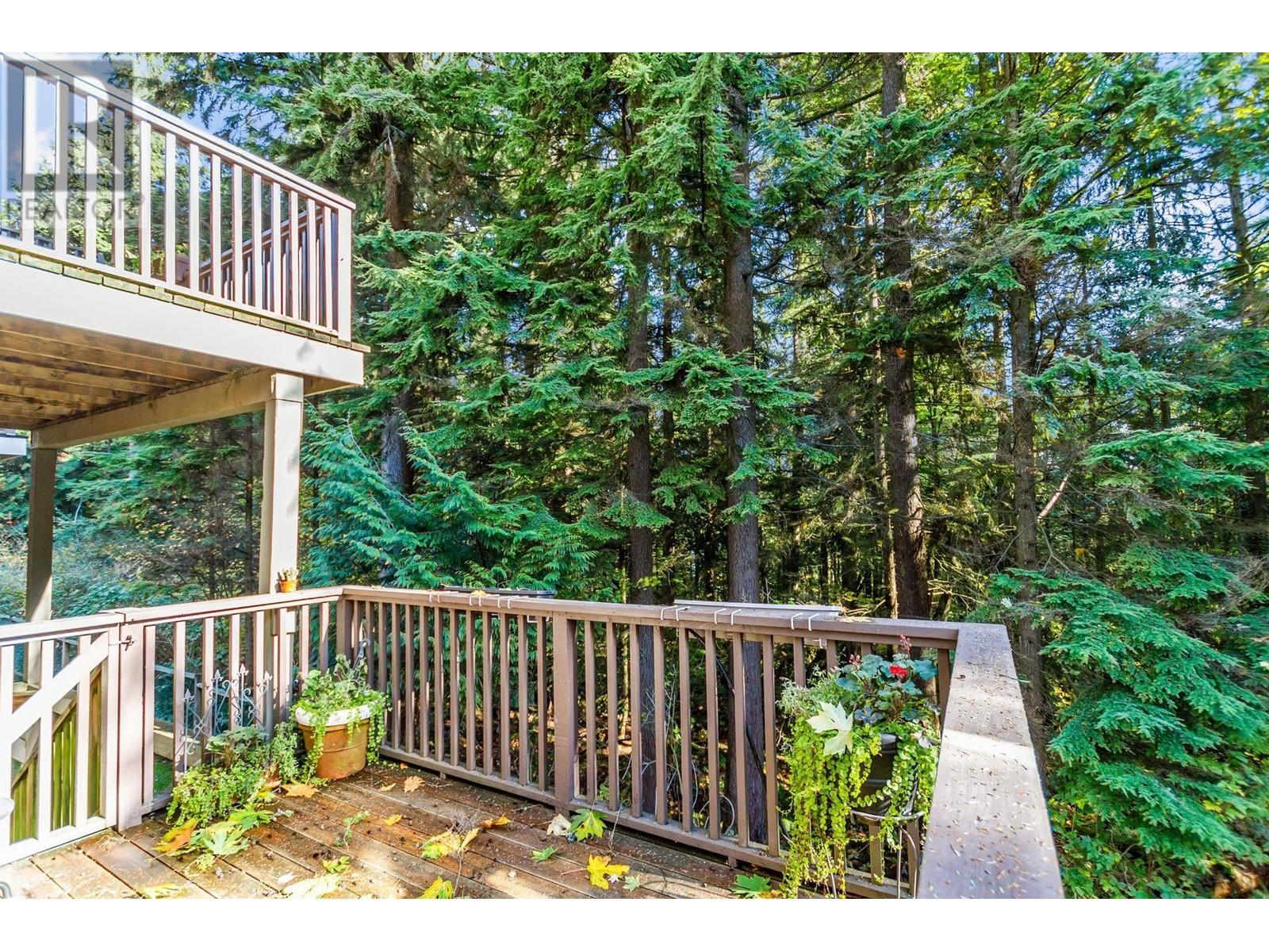 41 4055 Indian River Drive, North Vancouver, British Columbia  V7G 2R7 - Photo 24 - R2866347