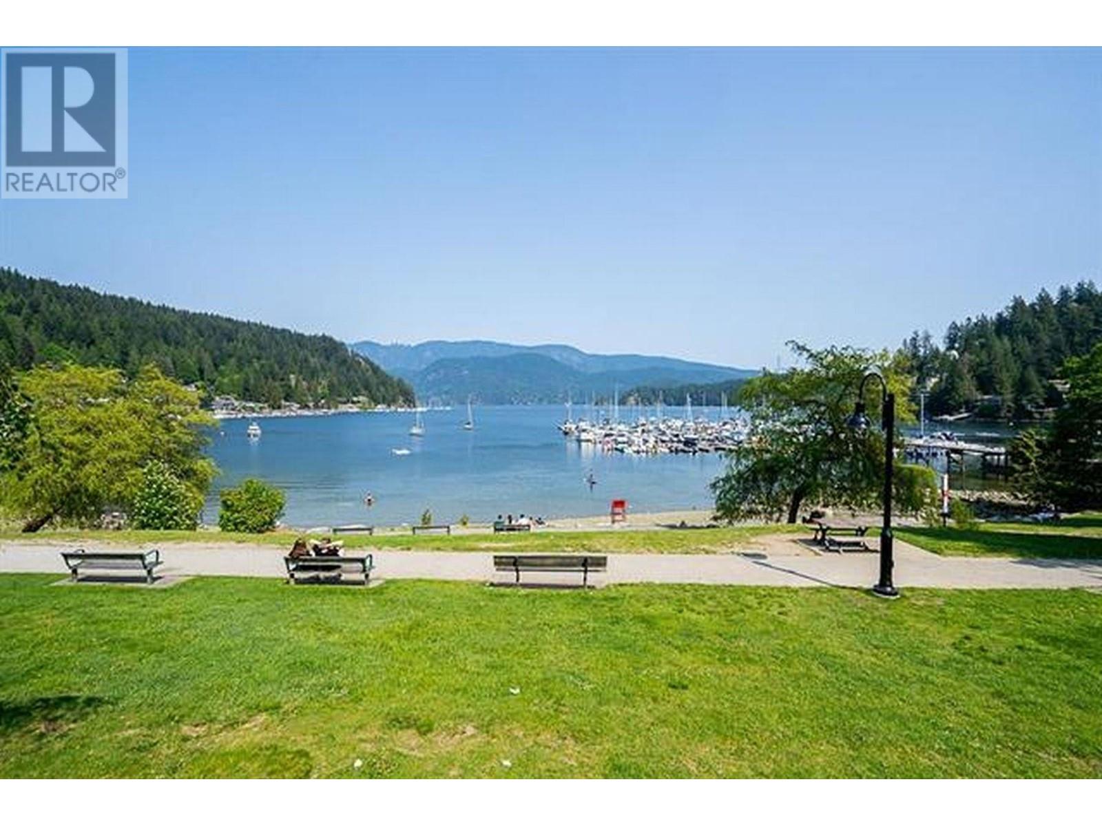 41 4055 Indian River Drive, North Vancouver, British Columbia  V7G 2R7 - Photo 25 - R2866347