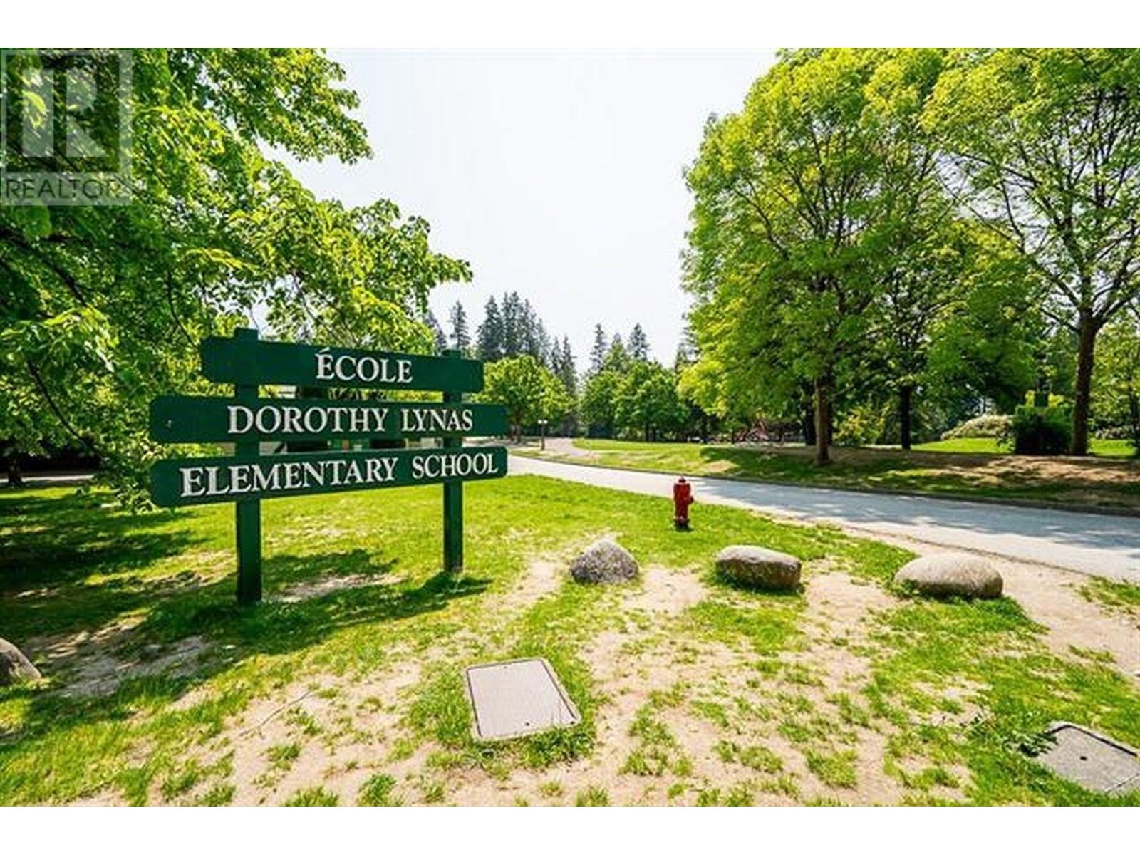 41 4055 Indian River Drive, North Vancouver, British Columbia  V7G 2R7 - Photo 33 - R2866347