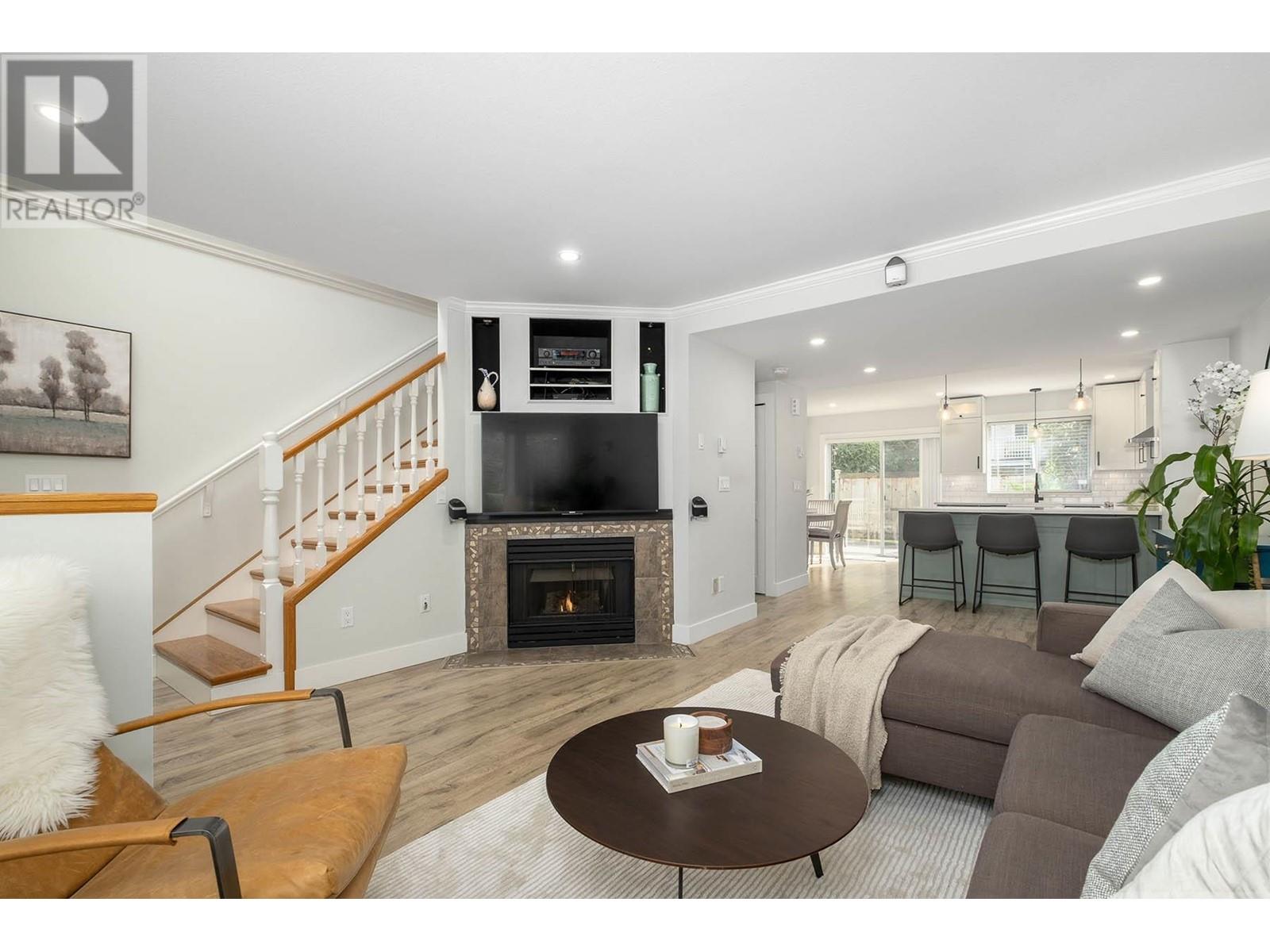 12 11588 232 Street, Maple Ridge, British Columbia  V2X 0J6 - Photo 4 - R2866386