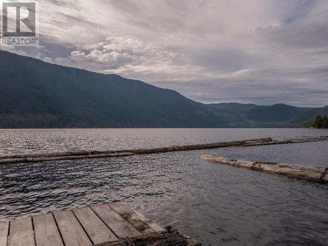9302 Powell Lake, Powell River, British Columbia    - Photo 31 - 17937