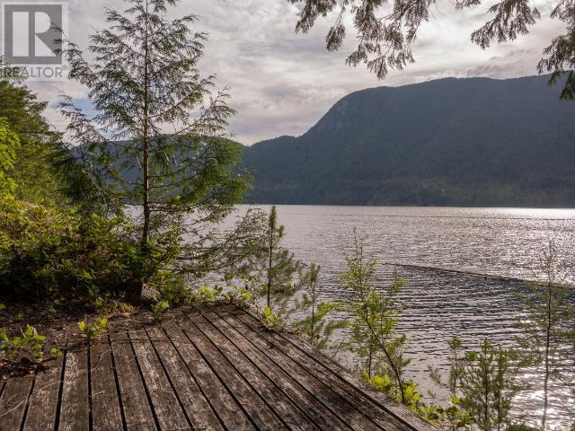 9302 Powell Lake, Powell River, British Columbia    - Photo 32 - 17937