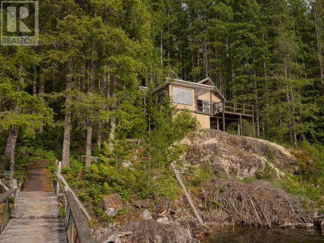 9302 Powell Lake, Powell River, British Columbia    - Photo 51 - 17937
