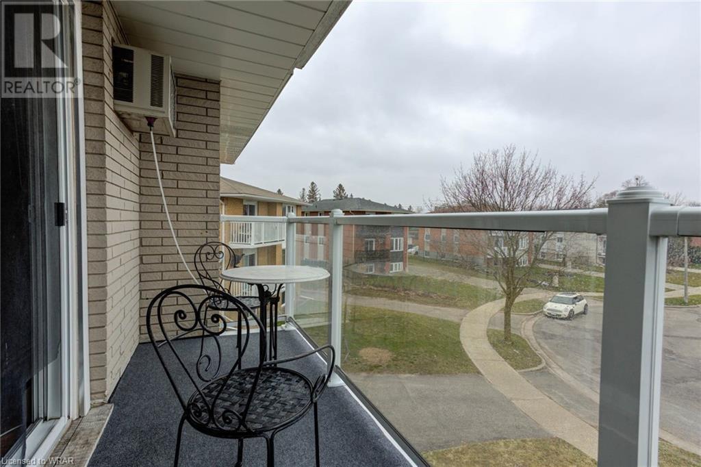 18 Carnaby Crescent, Kitchener, Ontario  N2A 1M7 - Photo 47 - 40544777