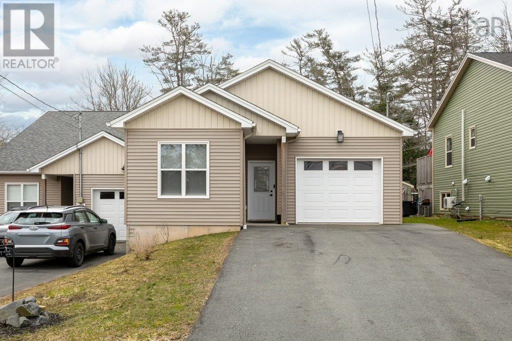 33 Pinehill Drive, Elmsdale, Nova Scotia  B2S 1G8 - Photo 1 - 202406201