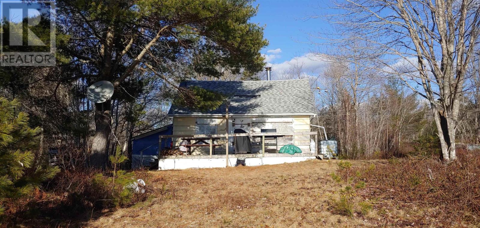 748 Lake Pleasant Road, Simpsons Corner, Nova Scotia  B0R 1E0 - Photo 1 - 202406202