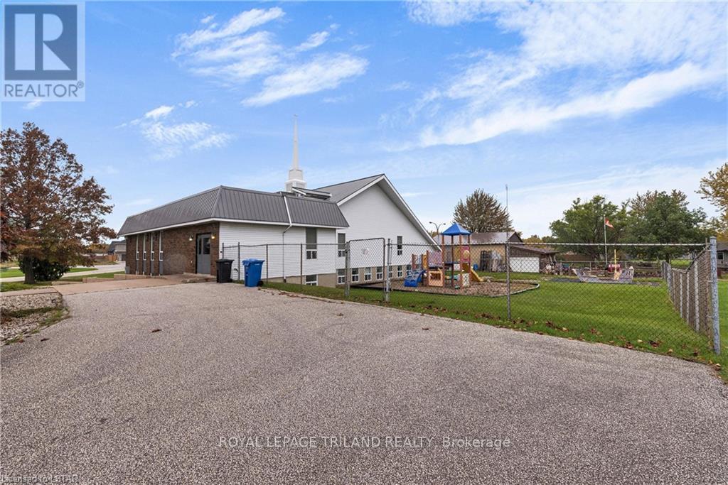 352 County Rd 2 Highway Rd, Lakeshore, Ontario  N0R 1A0 - Photo 10 - X8203506
