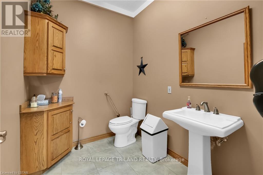 352 County Rd 2 Highway Rd, Lakeshore, Ontario  N0R 1A0 - Photo 26 - X8203506
