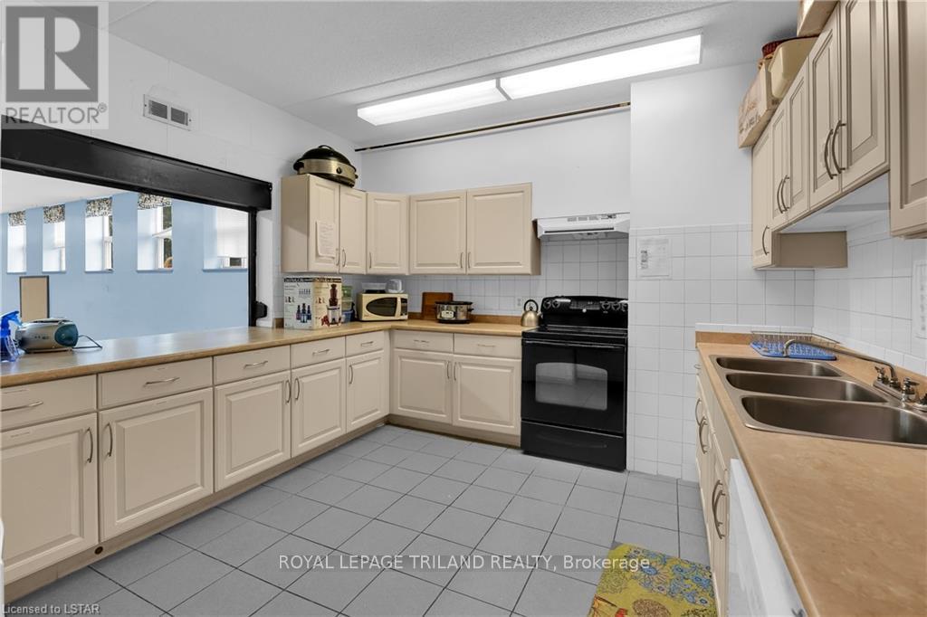 352 County Rd 2 Highway Rd, Lakeshore, Ontario  N0R 1A0 - Photo 37 - X8203506