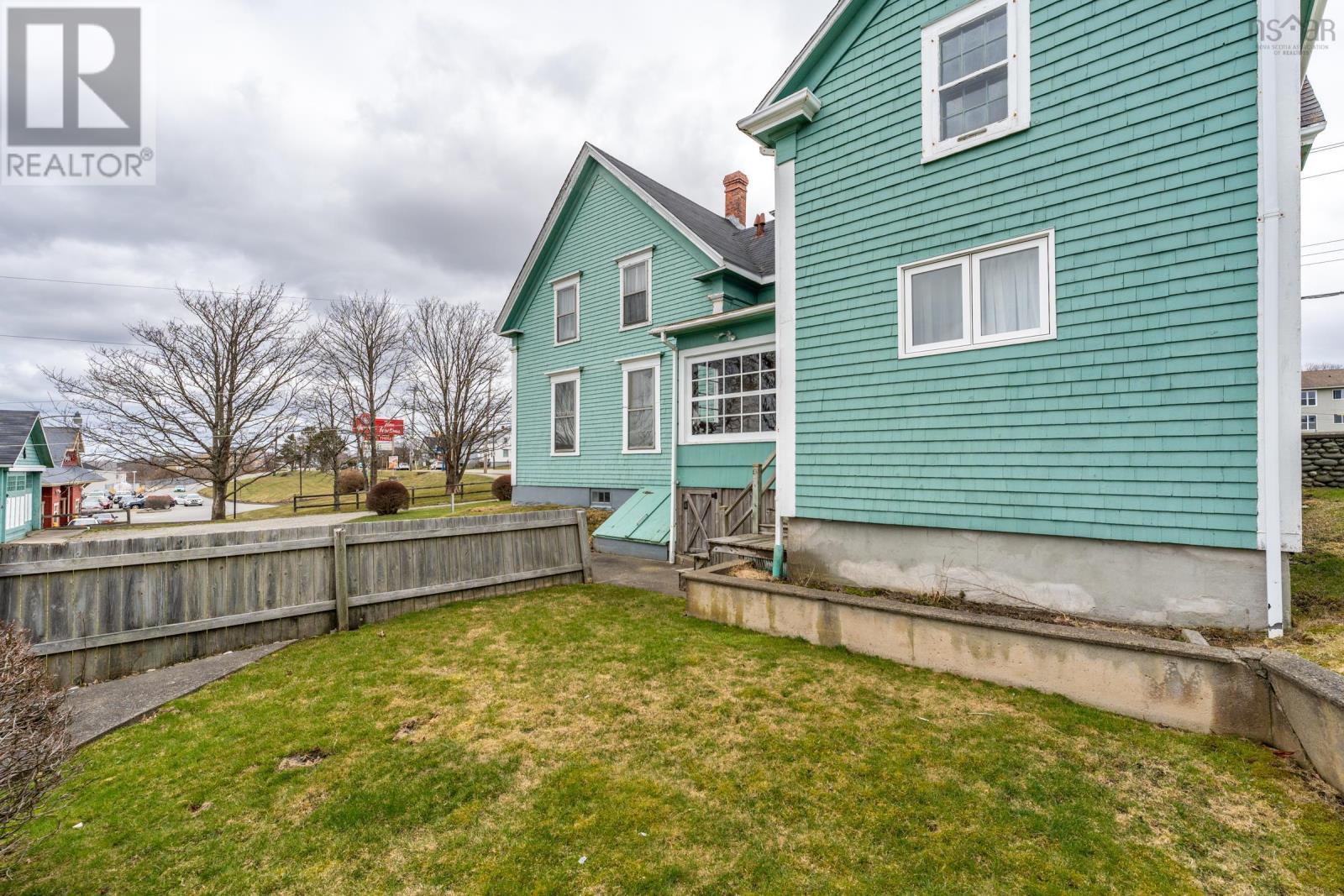 512 Main Street, Yarmouth, Nova Scotia  B5A 1H7 - Photo 10 - 202406208