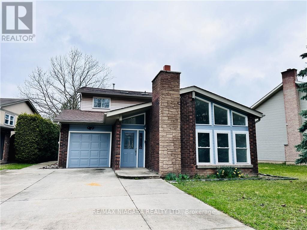 27 Tremont Drive, St. Catharines, Ontario  L2T 3A7 - Photo 1 - X8204062