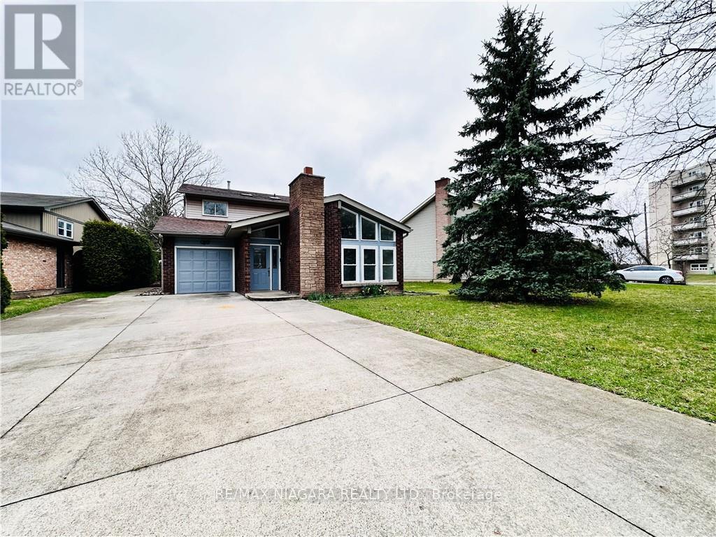 27 Tremont Drive, St. Catharines, Ontario  L2T 3A7 - Photo 2 - X8204062