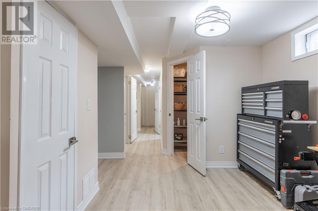 138 Oakdale Drive, Oakville, Ontario  L6H 1J3 - Photo 17 - 40563772
