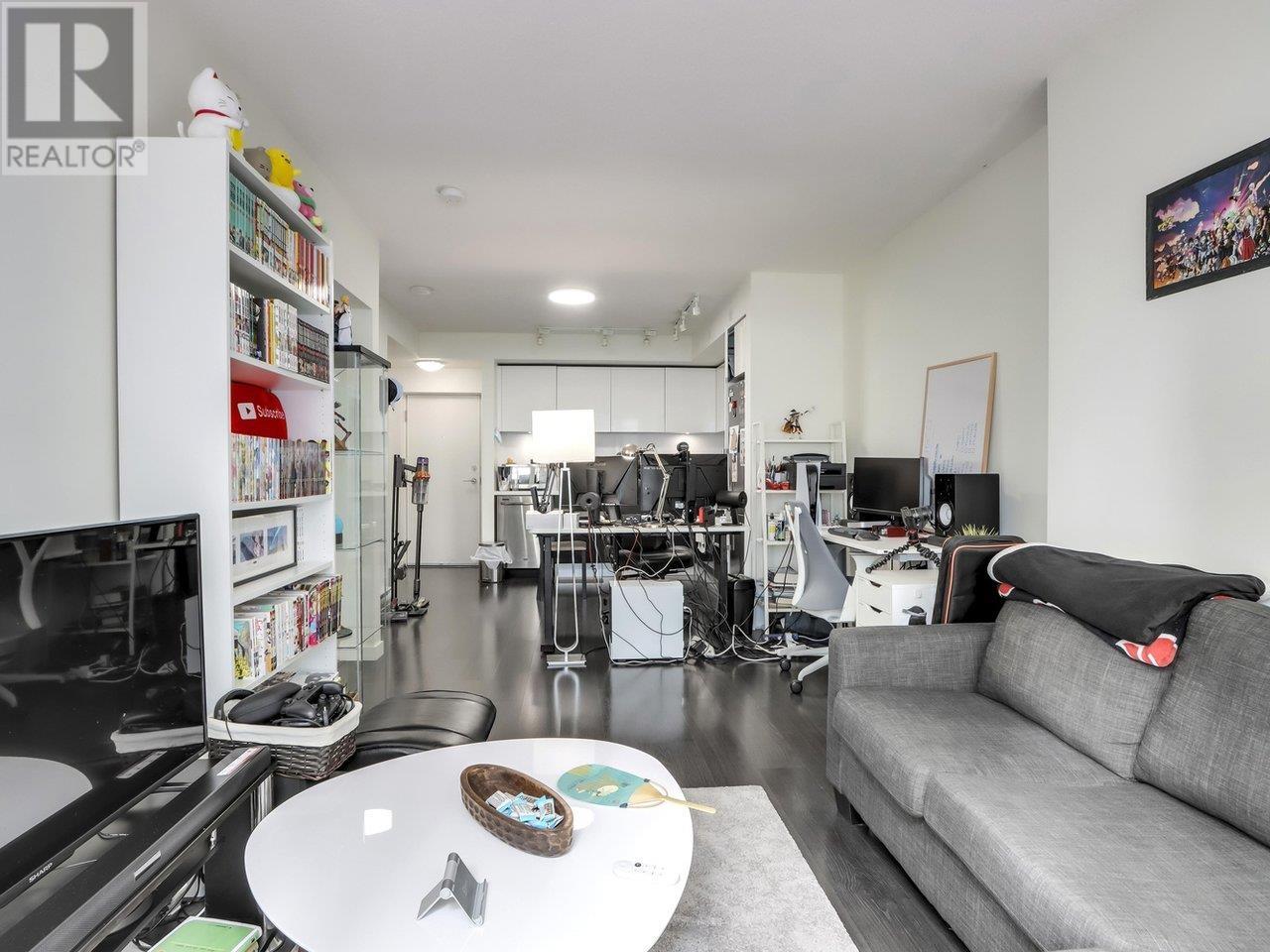 303 6333 Silver Avenue, Burnaby, British Columbia  V5H 0C3 - Photo 5 - R2866409