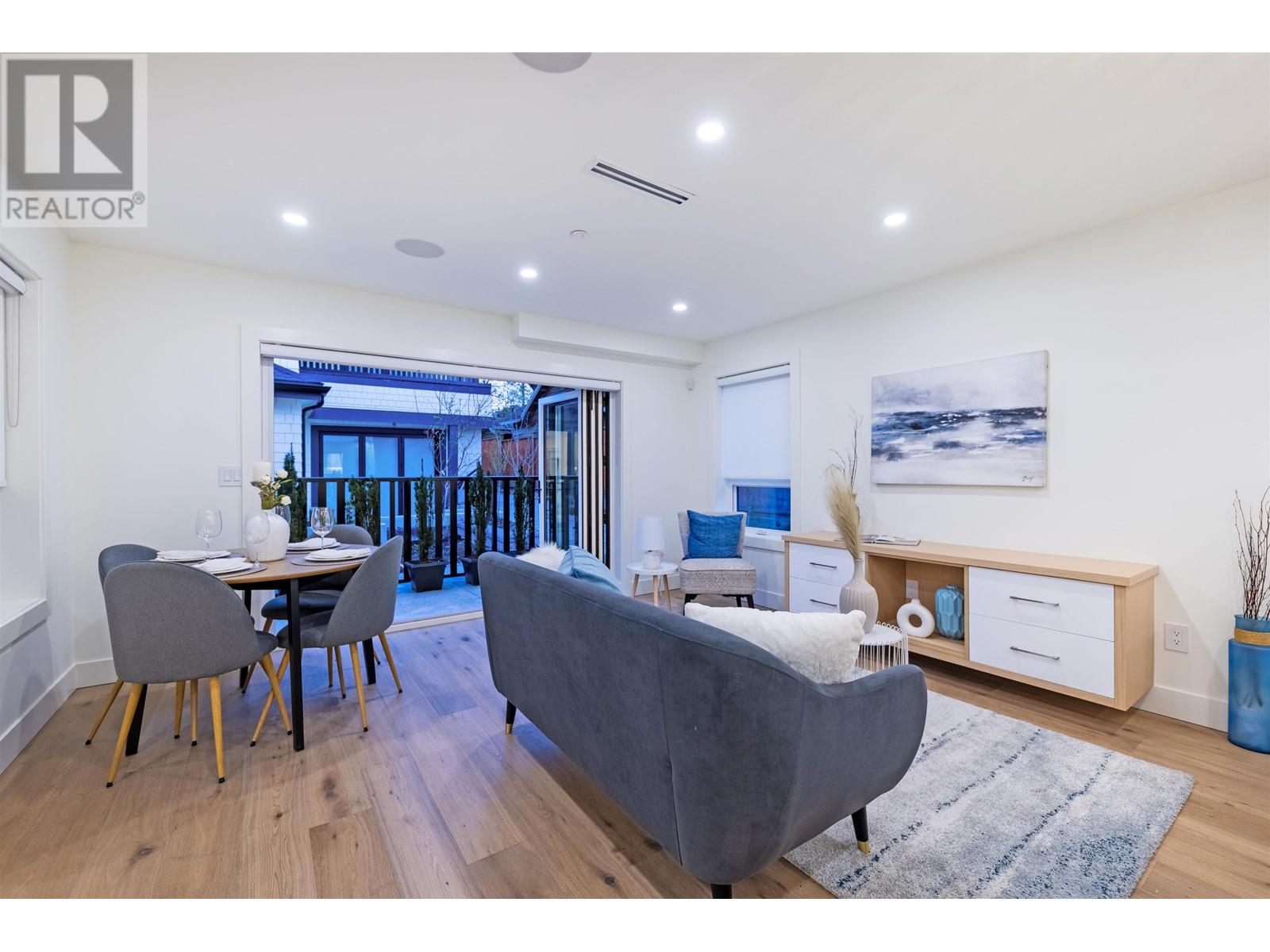 1127 E 15th Avenue, Vancouver, British Columbia  V5T 2S7 - Photo 8 - R2866472