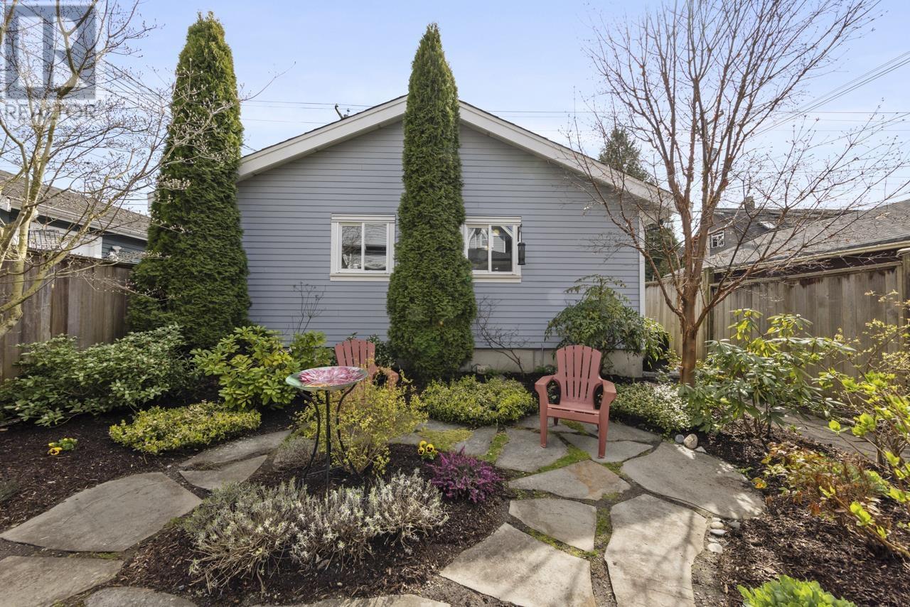 822 E 10th Avenue, Vancouver, British Columbia  V5T 2B1 - Photo 30 - R2866475