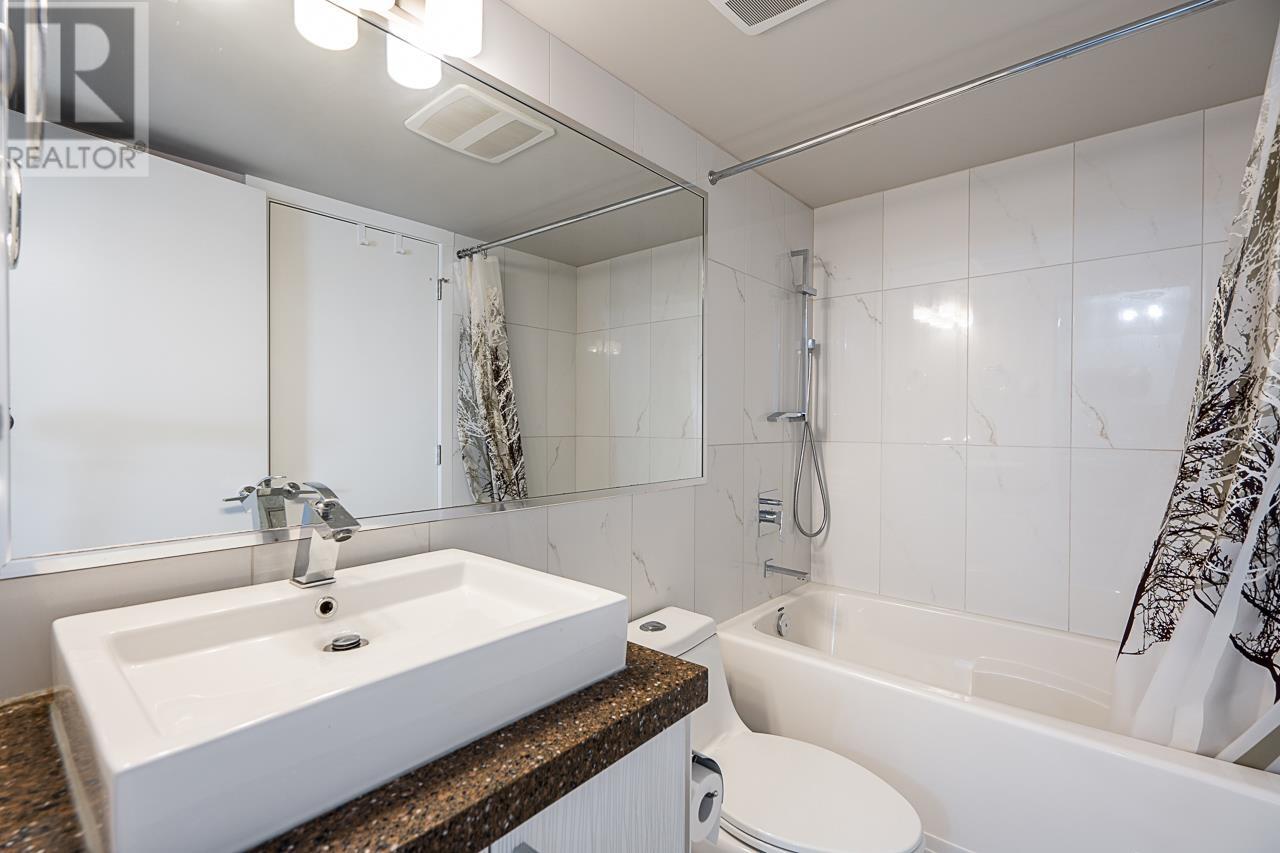 502 22318 Lougheed Highway, Maple Ridge, British Columbia  V2X 2T4 - Photo 16 - R2866495
