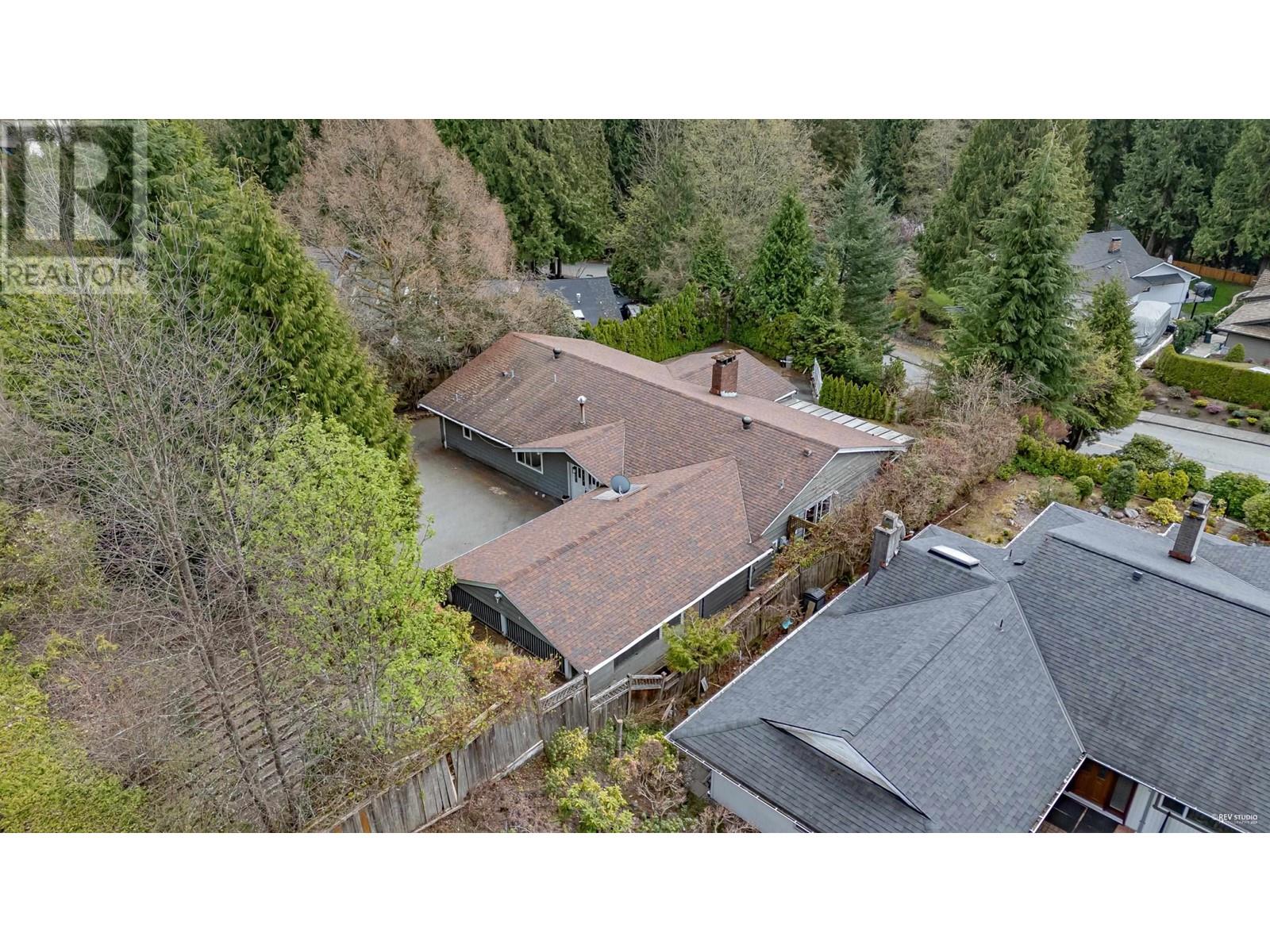 1181 Chartwell Drive, West Vancouver, British Columbia  V7S 2R1 - Photo 36 - R2866420