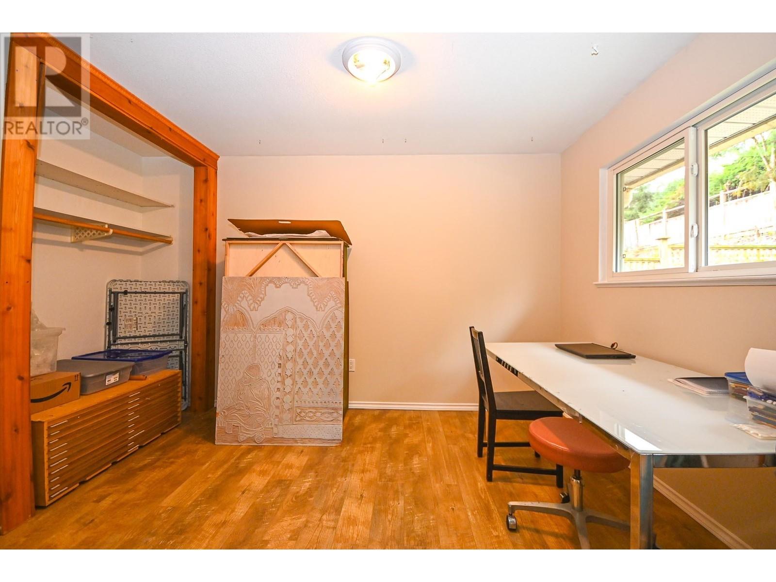 1075 Fraserview Street, Port Coquitlam, British Columbia  V3C 5H4 - Photo 17 - R2866441