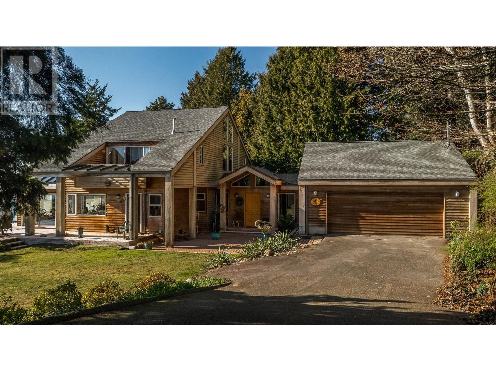 598 Tsawwassen Beach Road, Delta, British Columbia  V4M 4C7 - Photo 4 - R2866480