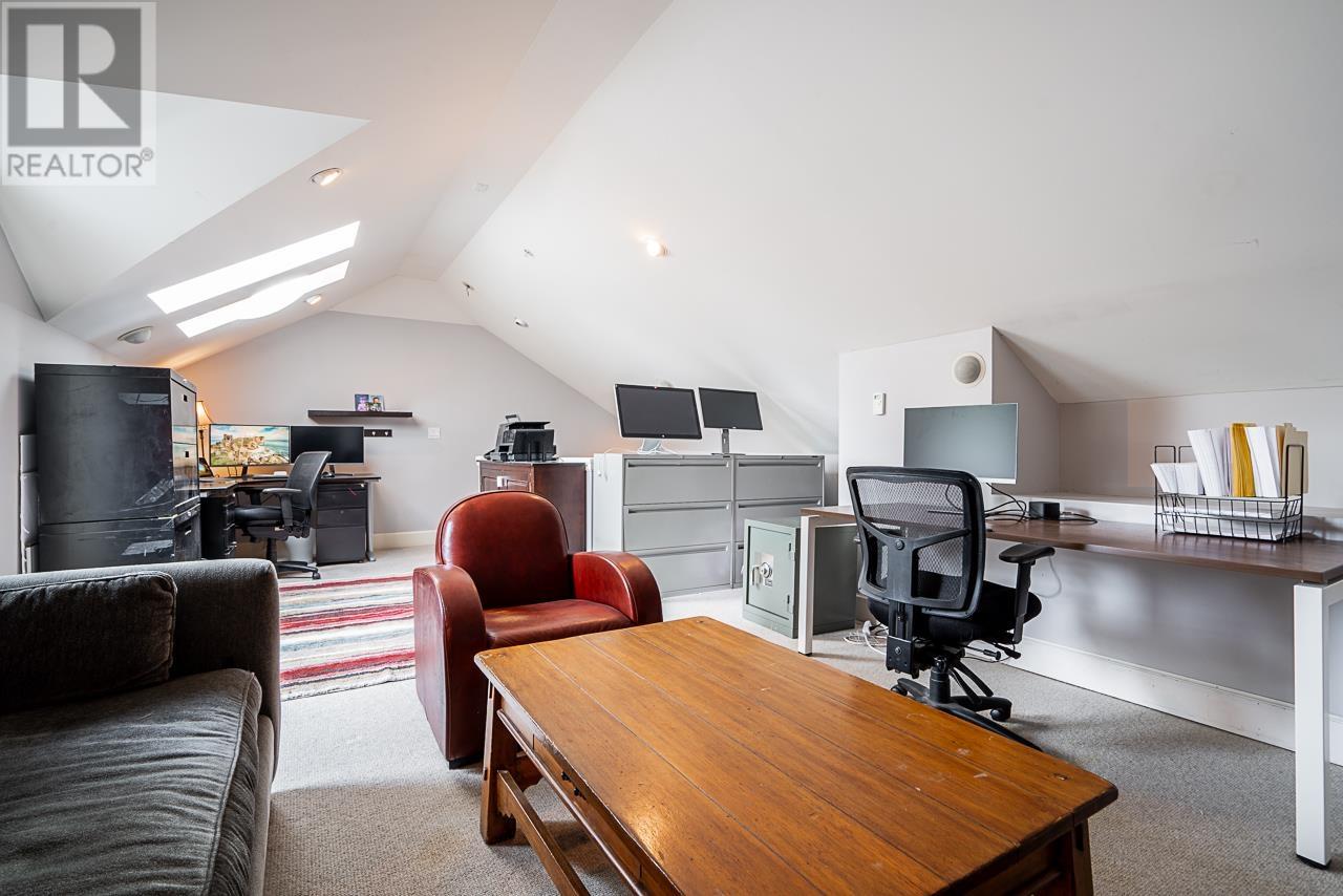 3257 W 11th Avenue, Vancouver, British Columbia  V6K 2M9 - Photo 11 - R2866481