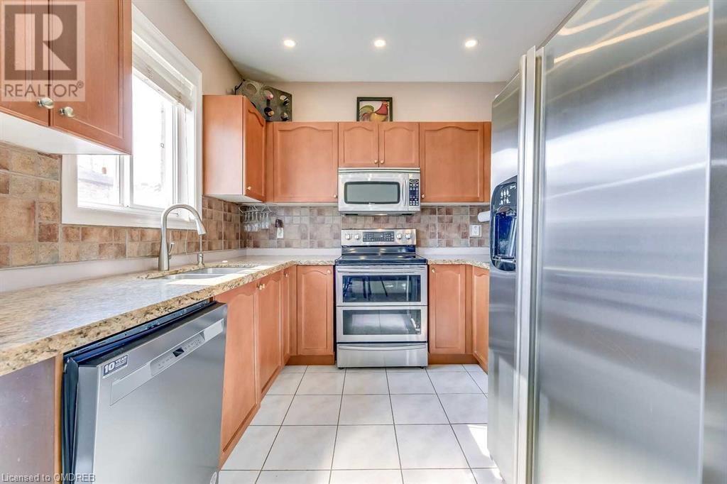 5690 Freshwater Drive, Mississauga, Ontario  L5M 7G2 - Photo 11 - 40566457