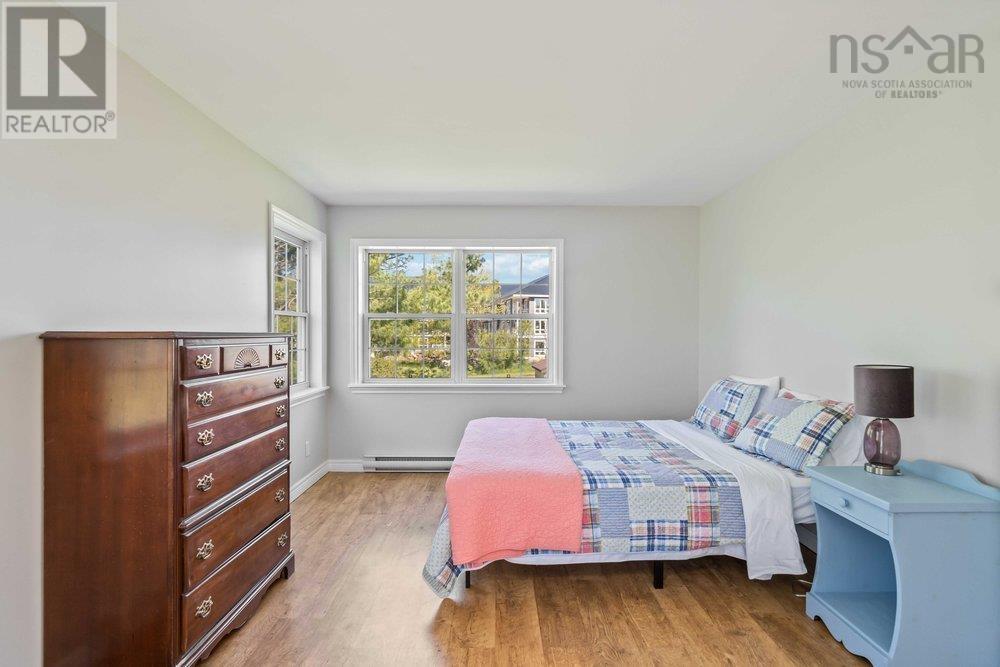 18 Woodman Road, Wolfville, Nova Scotia  B4P 2M5 - Photo 10 - 202406217