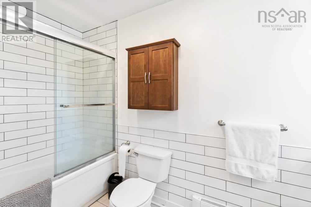 18 Woodman Road, Wolfville, Nova Scotia  B4P 2M5 - Photo 18 - 202406217