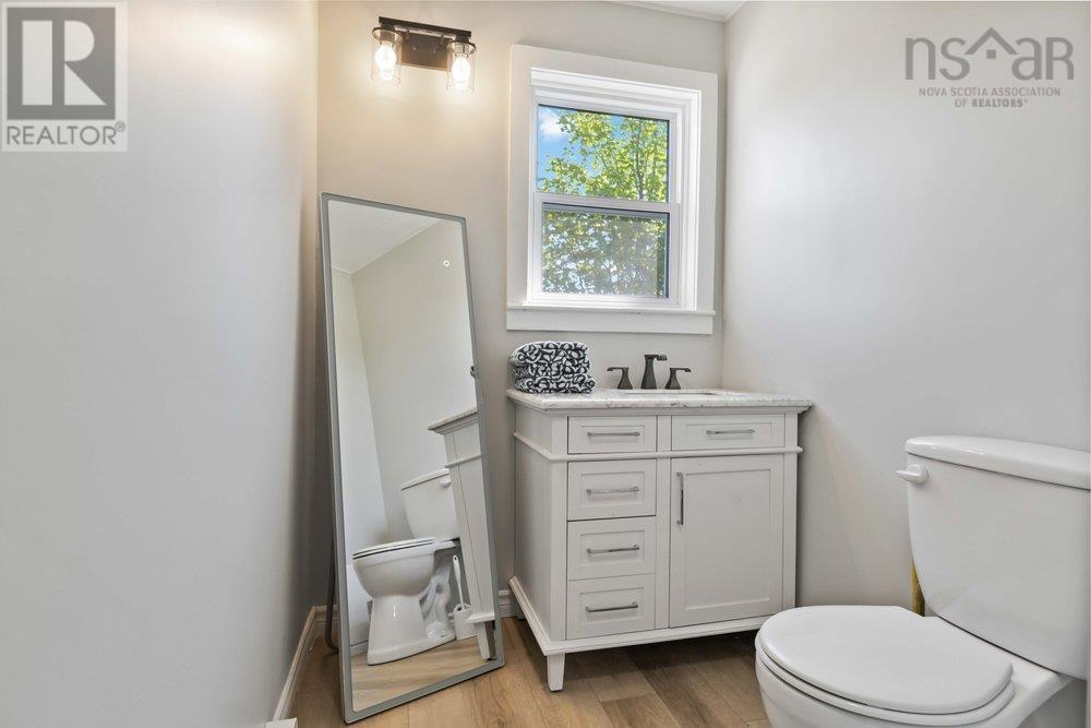 18 Woodman Road, Wolfville, Nova Scotia  B4P 2M5 - Photo 8 - 202406217