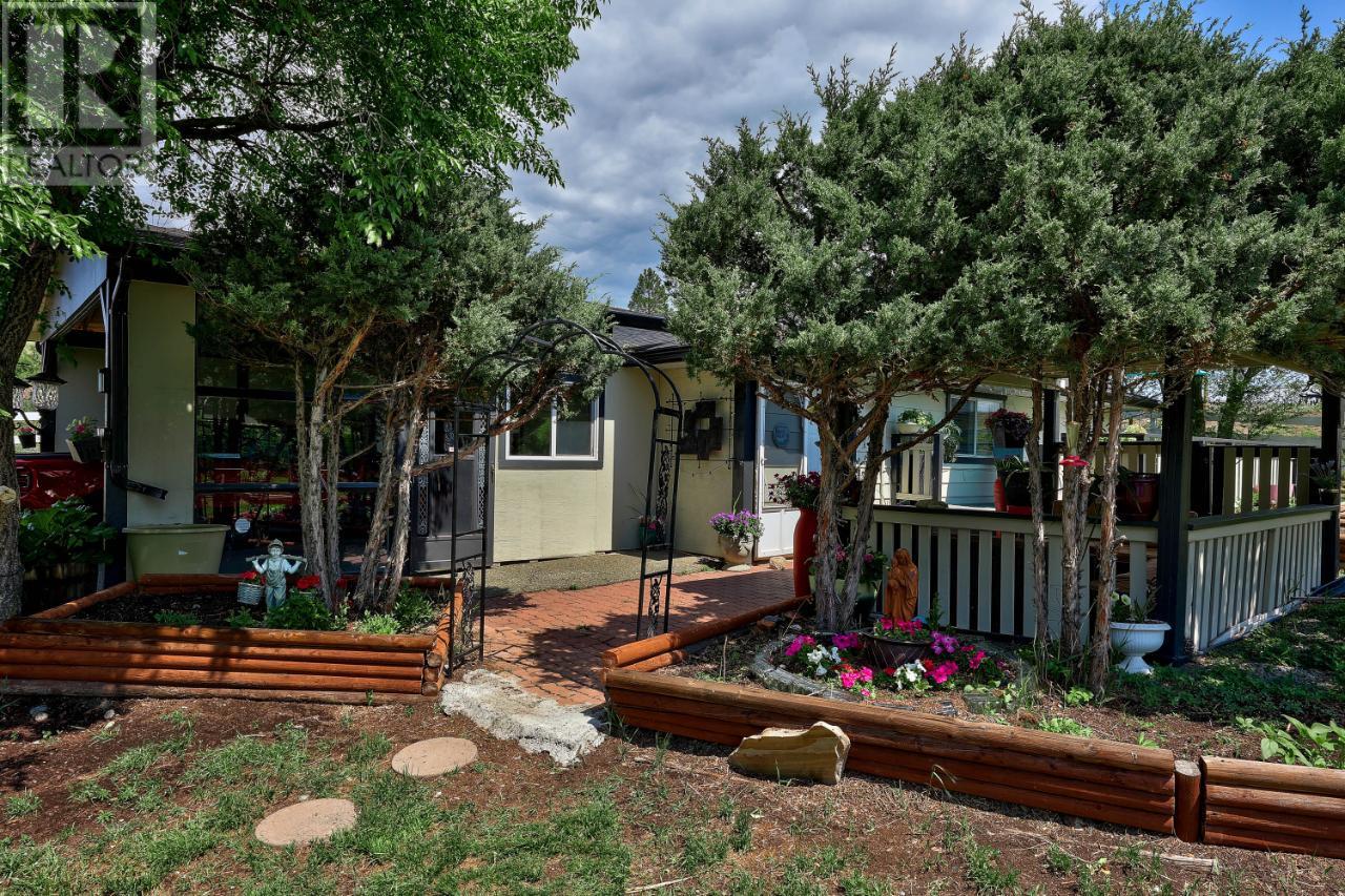 2828 Long Lake Road, Kamloops, British Columbia  V0E 2A0 - Photo 10 - 177582
