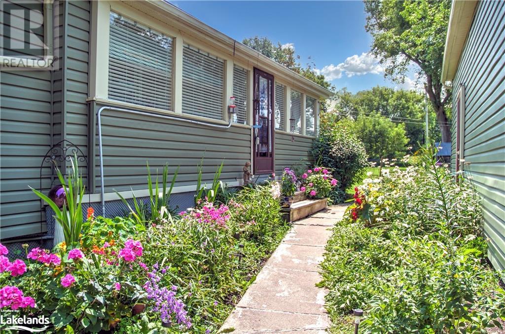 112 Main Street, Heathcote, Ontario  N0H 1N0 - Photo 2 - 40564904