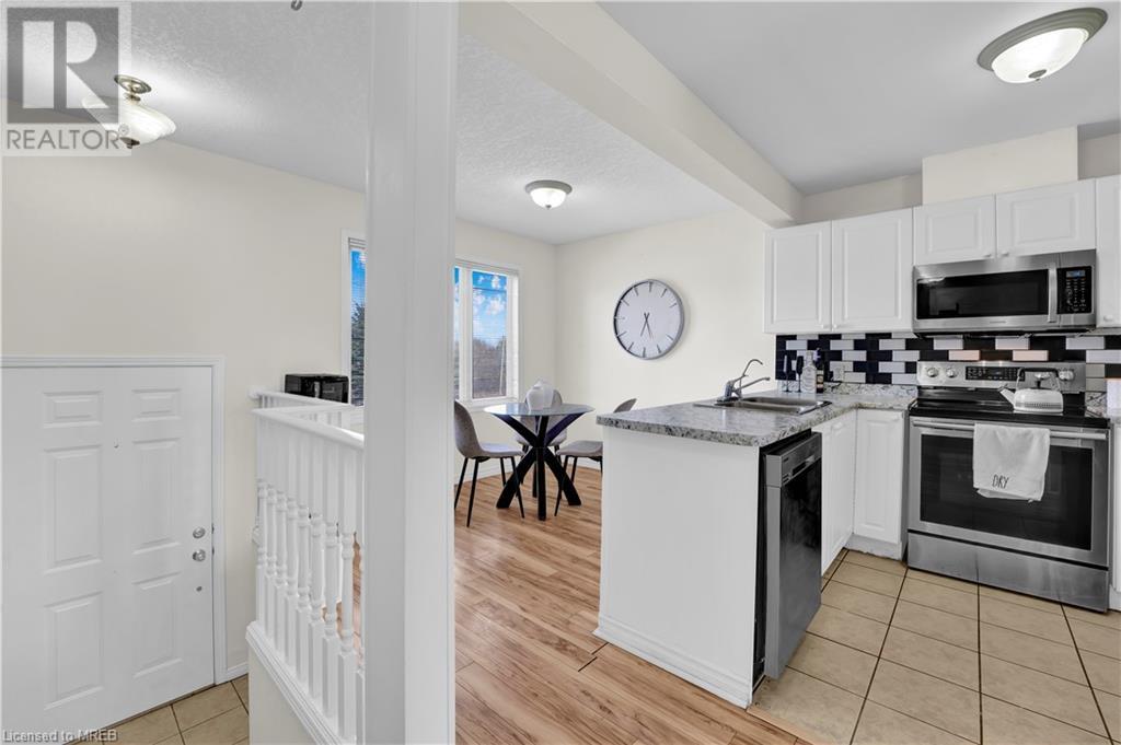 601 Columbia Forest Boulevard Unit# 10, Waterloo, Ontario  N2V 2K7 - Photo 10 - 40566159