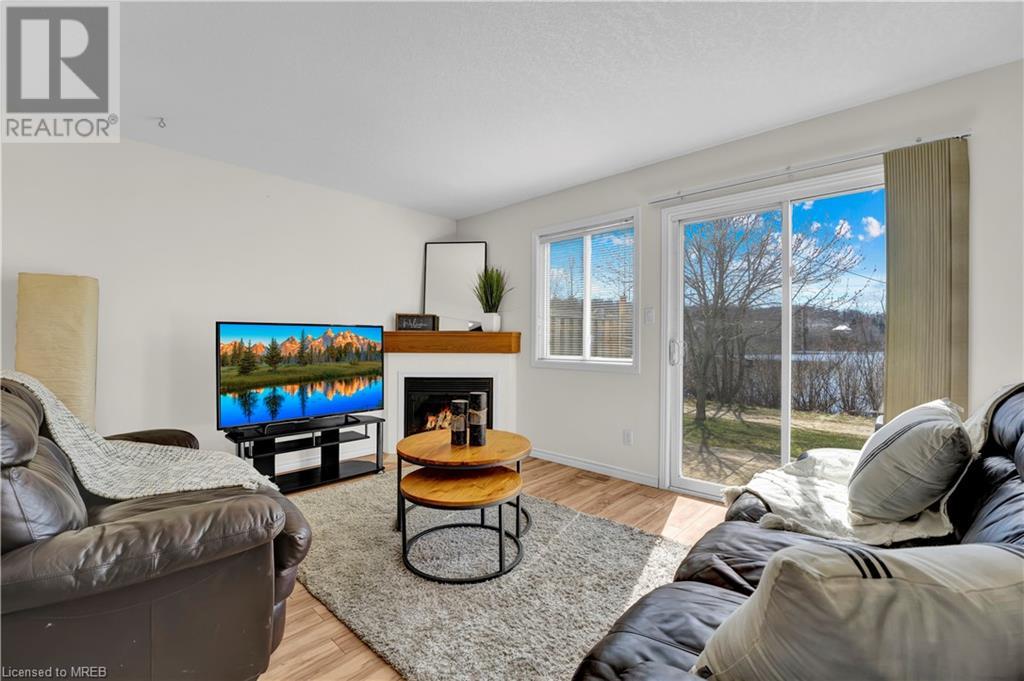 601 Columbia Forest Boulevard Unit# 10, Waterloo, Ontario  N2V 2K7 - Photo 5 - 40566159