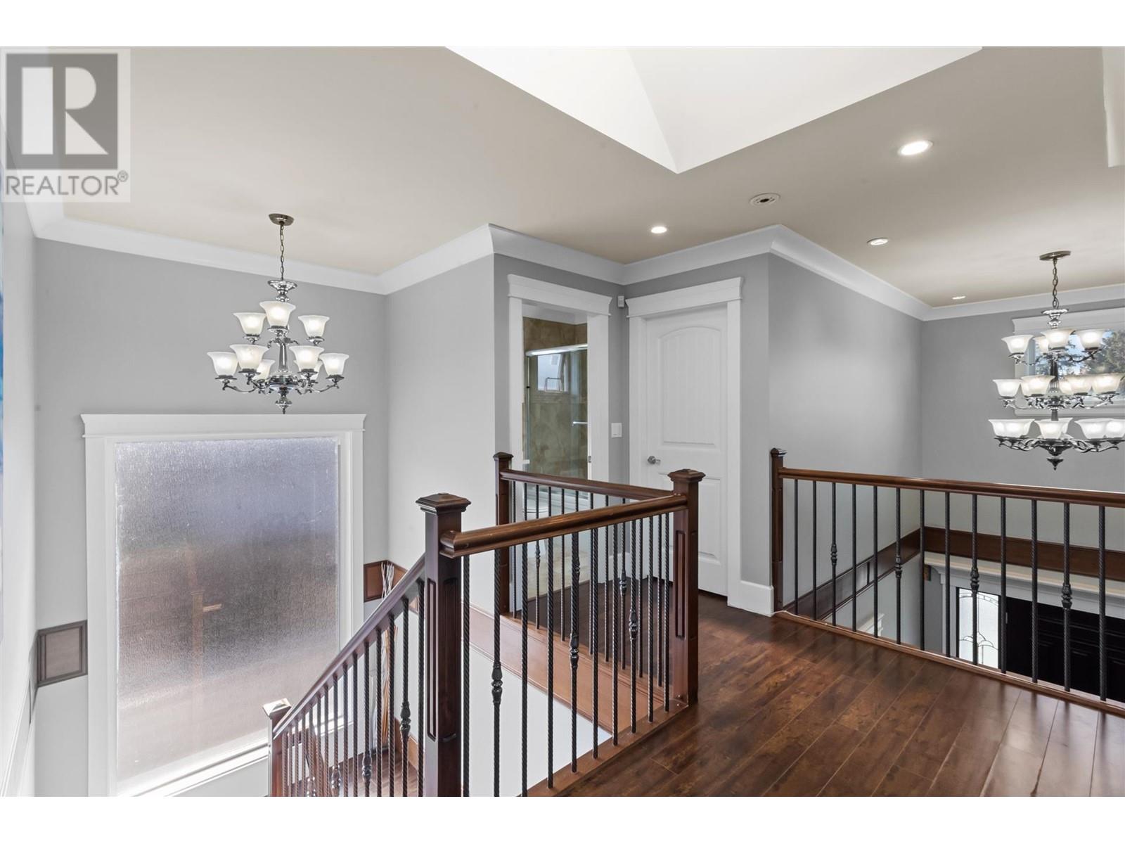 8222 19th Avenue, Burnaby, British Columbia  V3N 1G6 - Photo 16 - R2866351