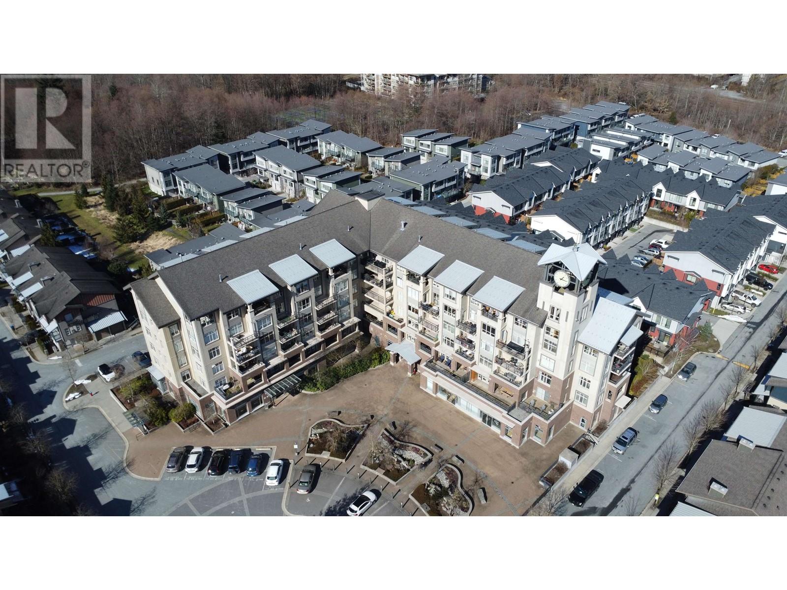 206 1211 Village Green Way, Squamish, British Columbia  V8B 0R7 - Photo 3 - R2866562