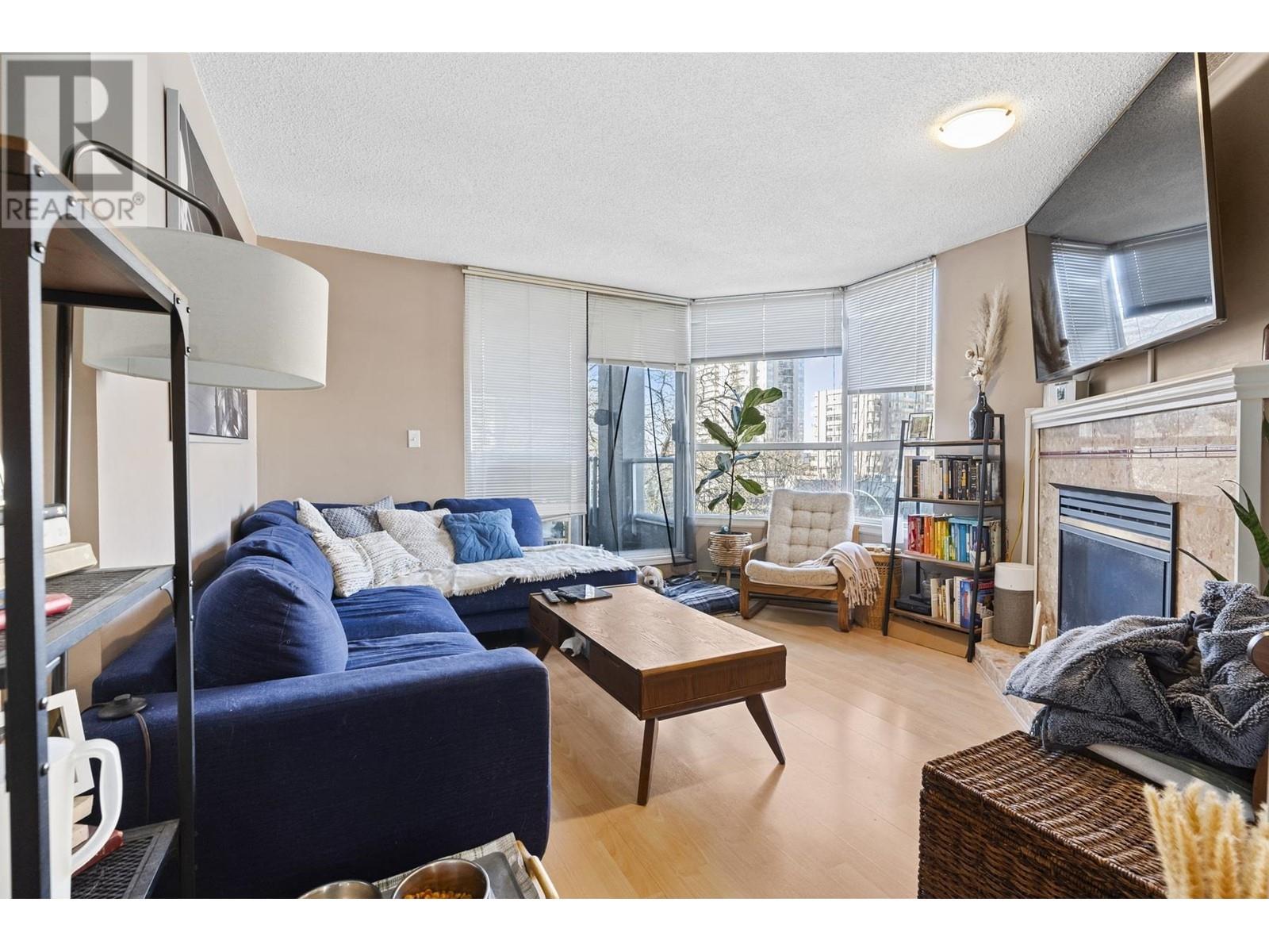 401 1771 Nelson Street, Vancouver, British Columbia  V6G 1M6 - Photo 1 - R2866579