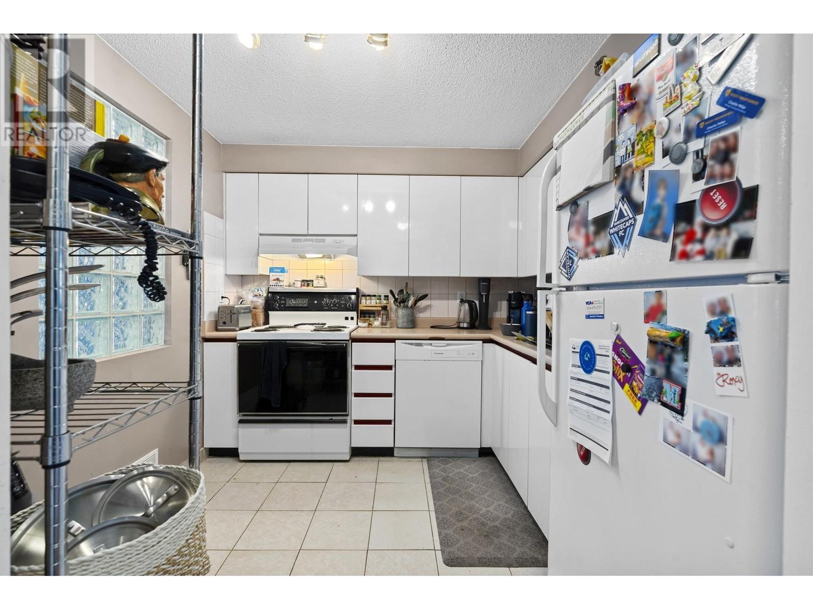 401 1771 Nelson Street, Vancouver, British Columbia  V6G 1M6 - Photo 6 - R2866579