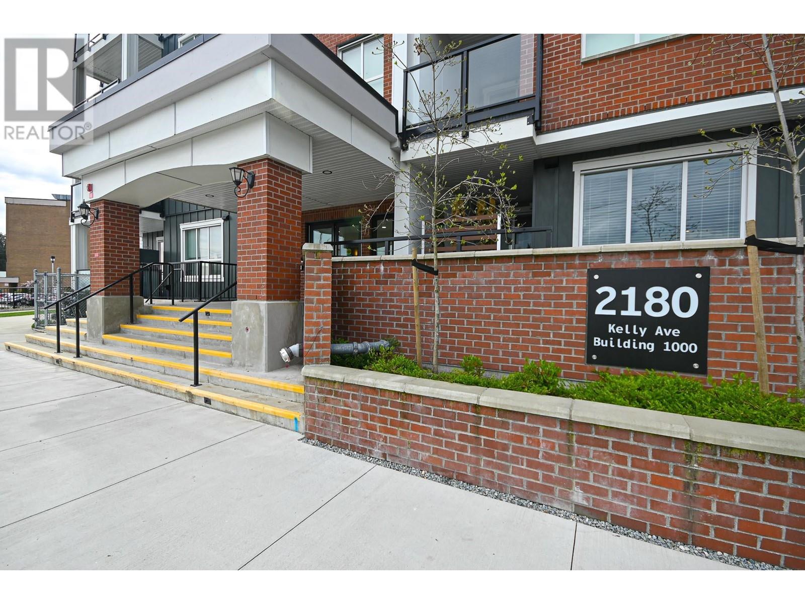 1402 2180 Kelly Avenue, Port Coquitlam, British Columbia  V3C 0S6 - Photo 1 - R2866625