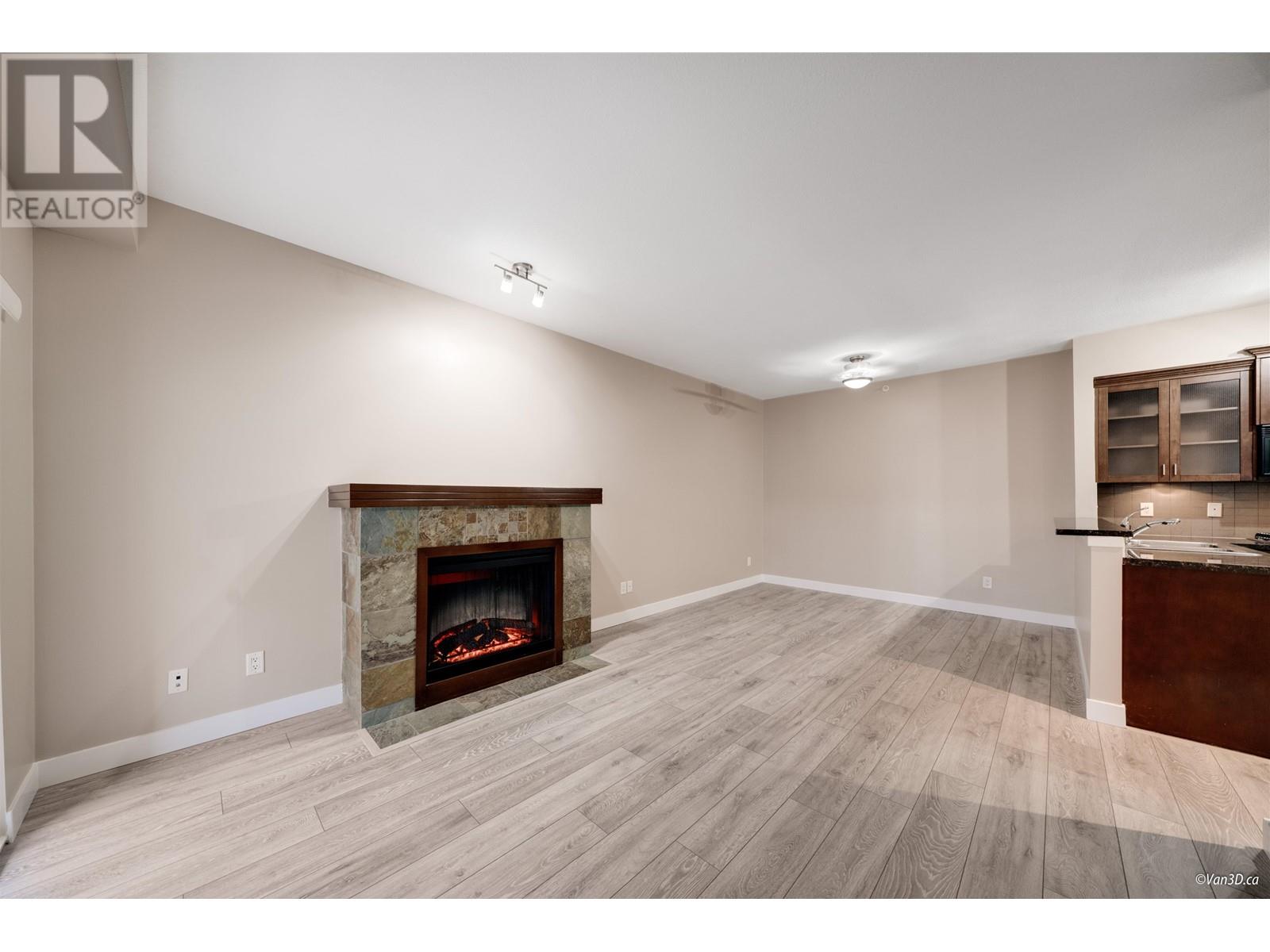 51 7388 Macpherson Avenue, Burnaby, British Columbia  V5J 0A1 - Photo 5 - R2866626