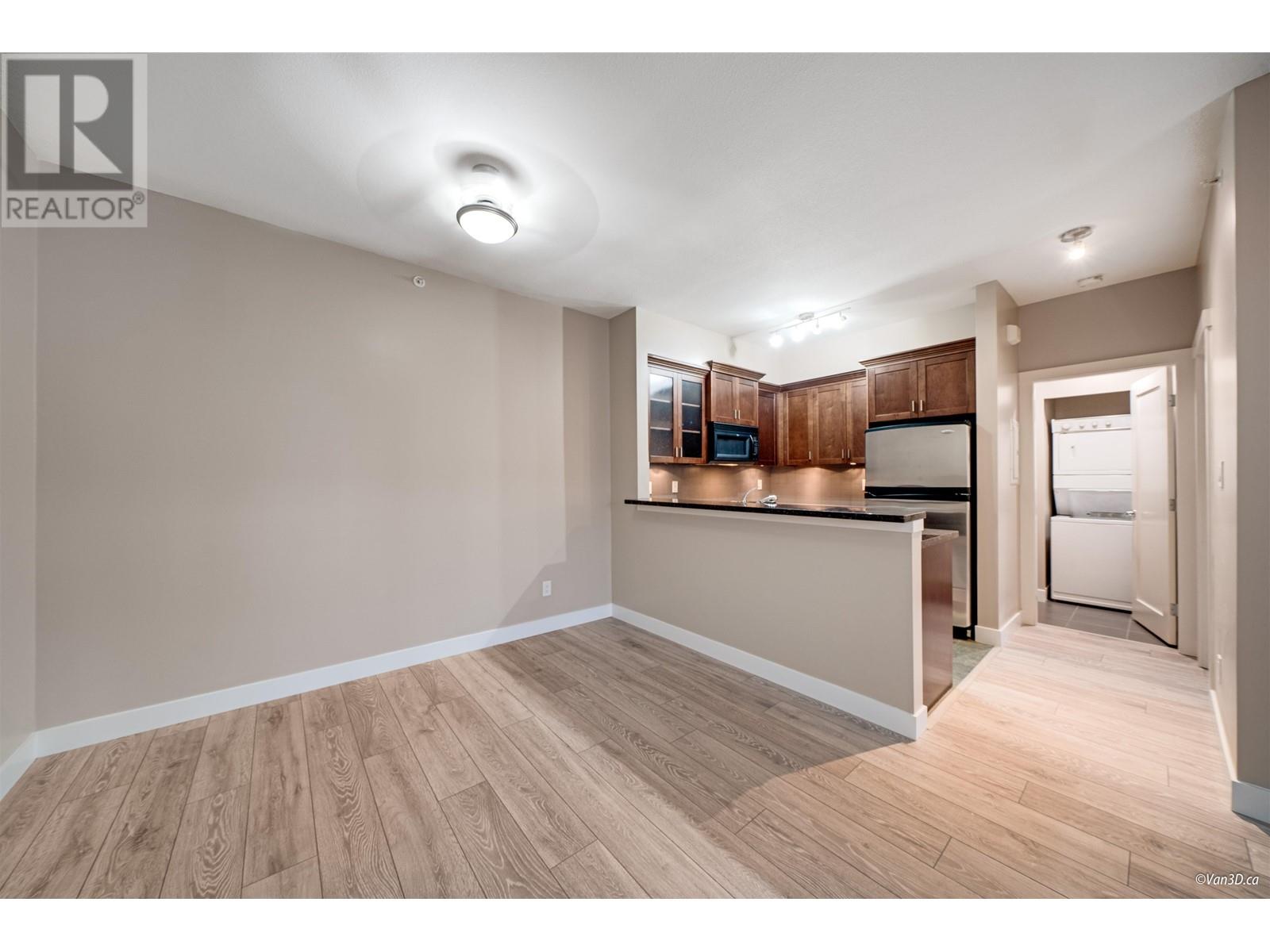51 7388 Macpherson Avenue, Burnaby, British Columbia  V5J 0A1 - Photo 7 - R2866626