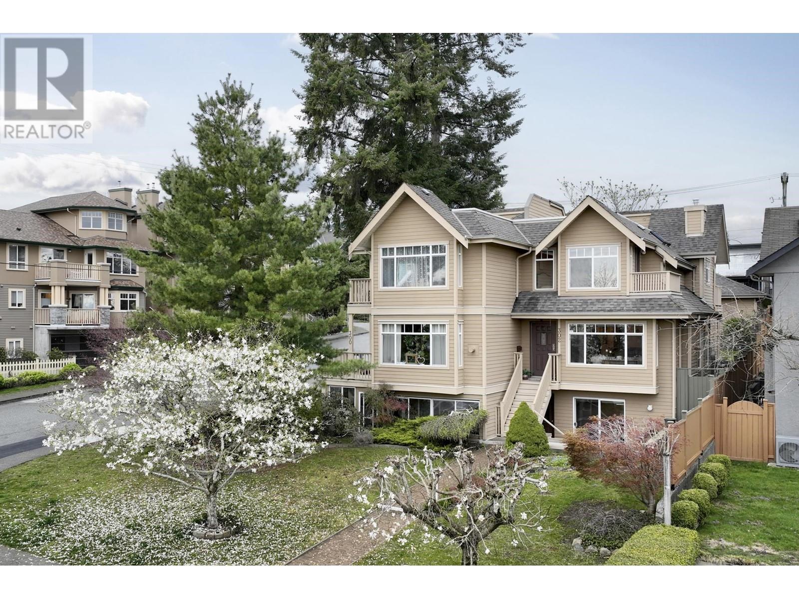 302 E 6th Street, North Vancouver, British Columbia  V7L 1P6 - Photo 1 - R2866631
