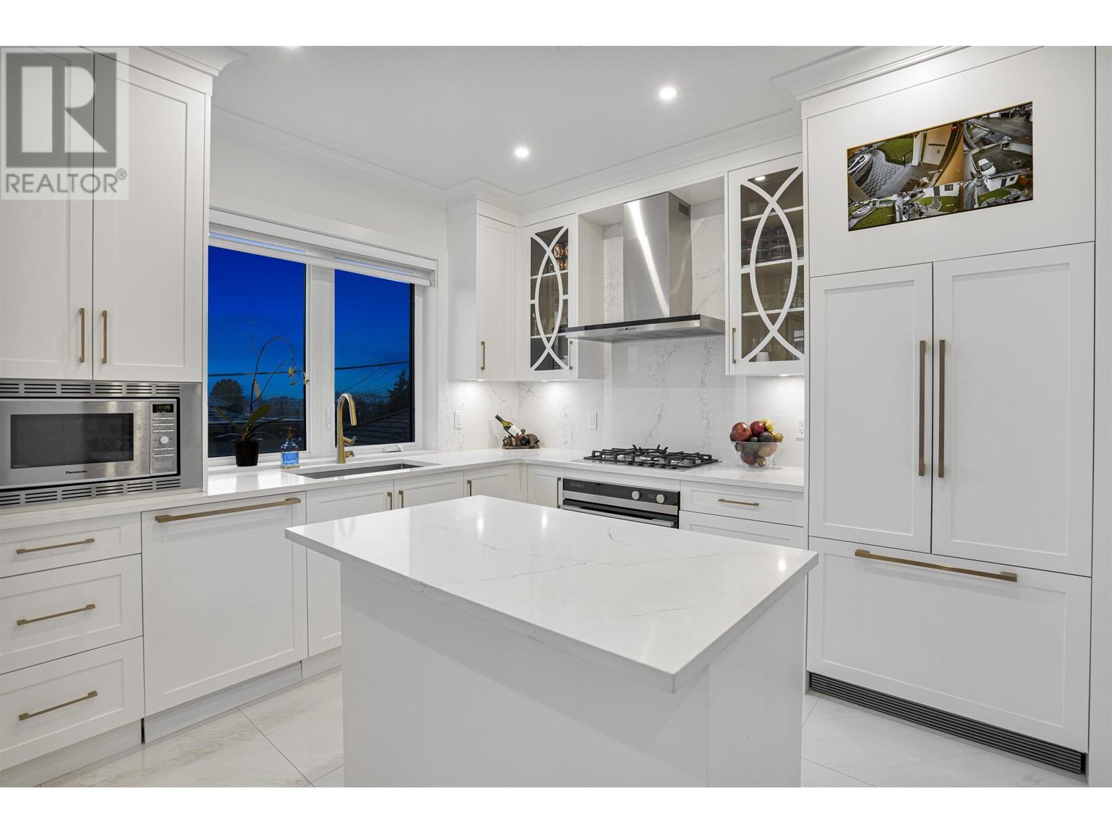 2811 E 23rd Avenue, Vancouver, British Columbia  V5R 1A9 - Photo 11 - R2866552