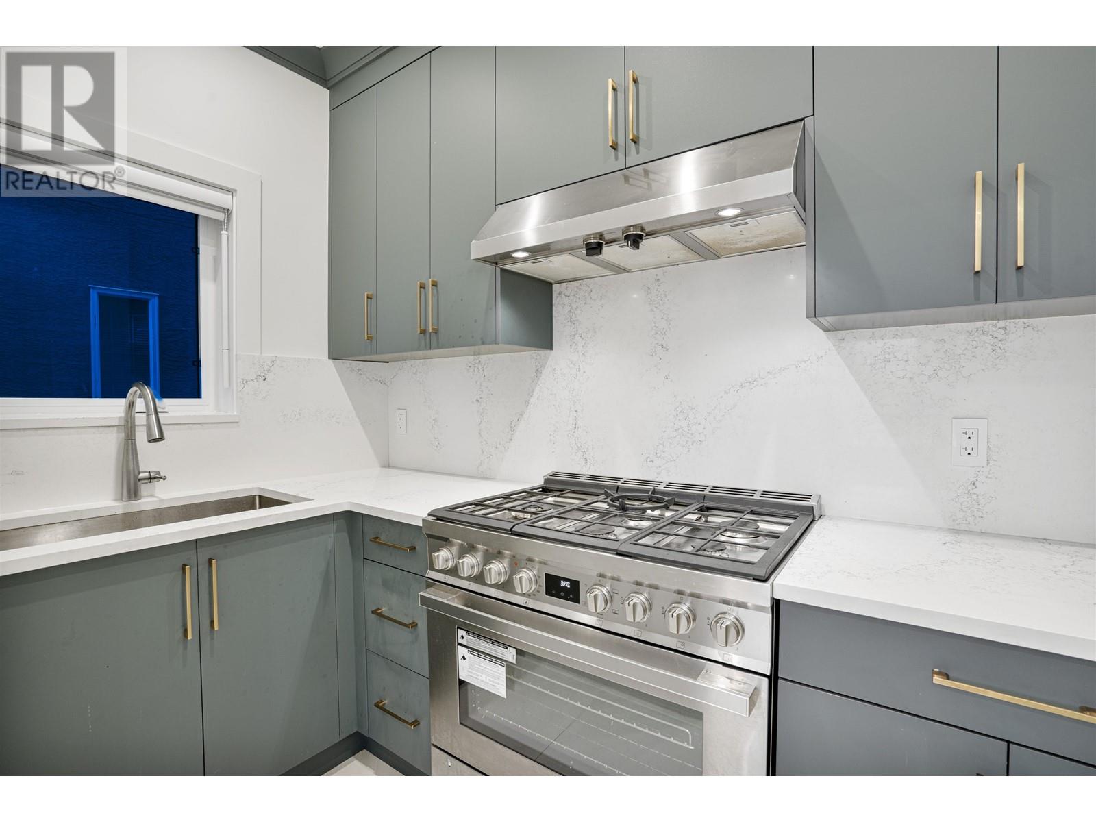 2811 E 23rd Avenue, Vancouver, British Columbia  V5R 1A9 - Photo 15 - R2866552