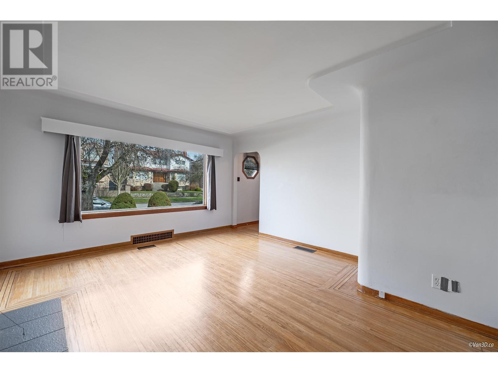 122 W 47th Avenue, Vancouver, British Columbia  V5Y 2X9 - Photo 12 - R2866599