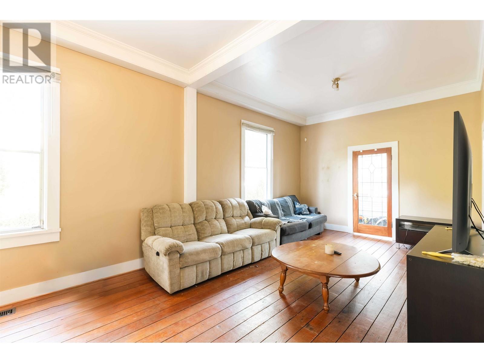 328 Second Street, New Westminster, British Columbia  V3L 2K8 - Photo 13 - R2866629