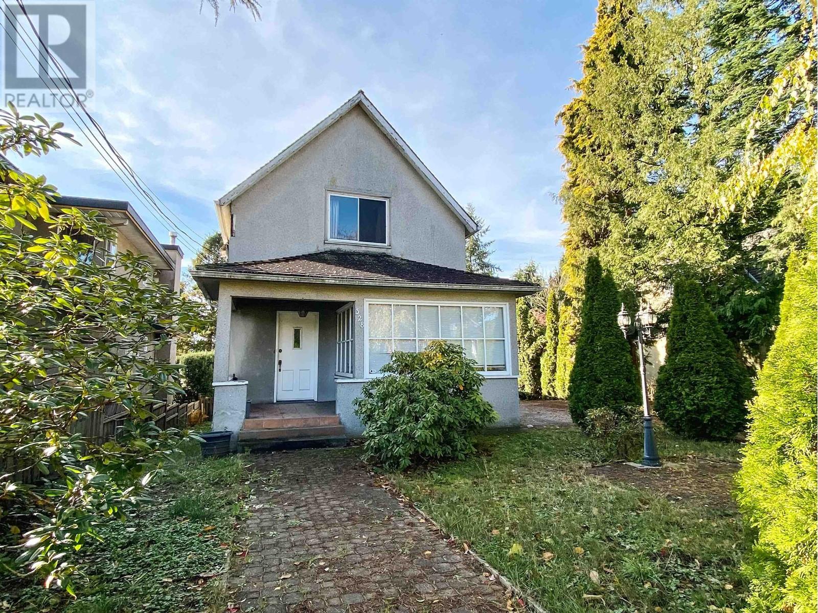 328 Second Street, New Westminster, British Columbia  V3L 2K8 - Photo 3 - R2866629