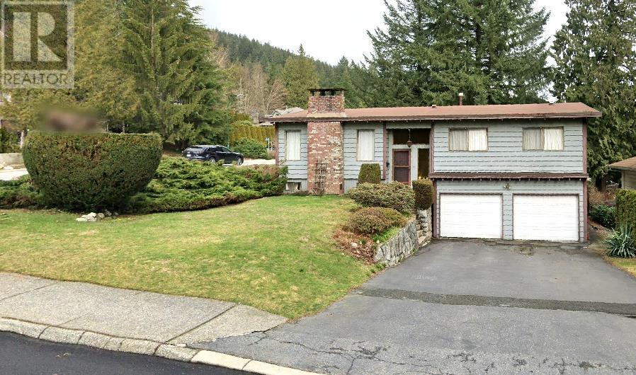 3798 St Andrews Avenue, North Vancouver, British Columbia  V7N 2A5 - Photo 2 - R2866622