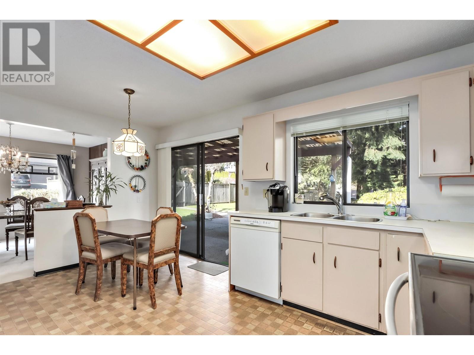 3798 St Andrews Avenue, North Vancouver, British Columbia  V7N 2A5 - Photo 11 - R2866622