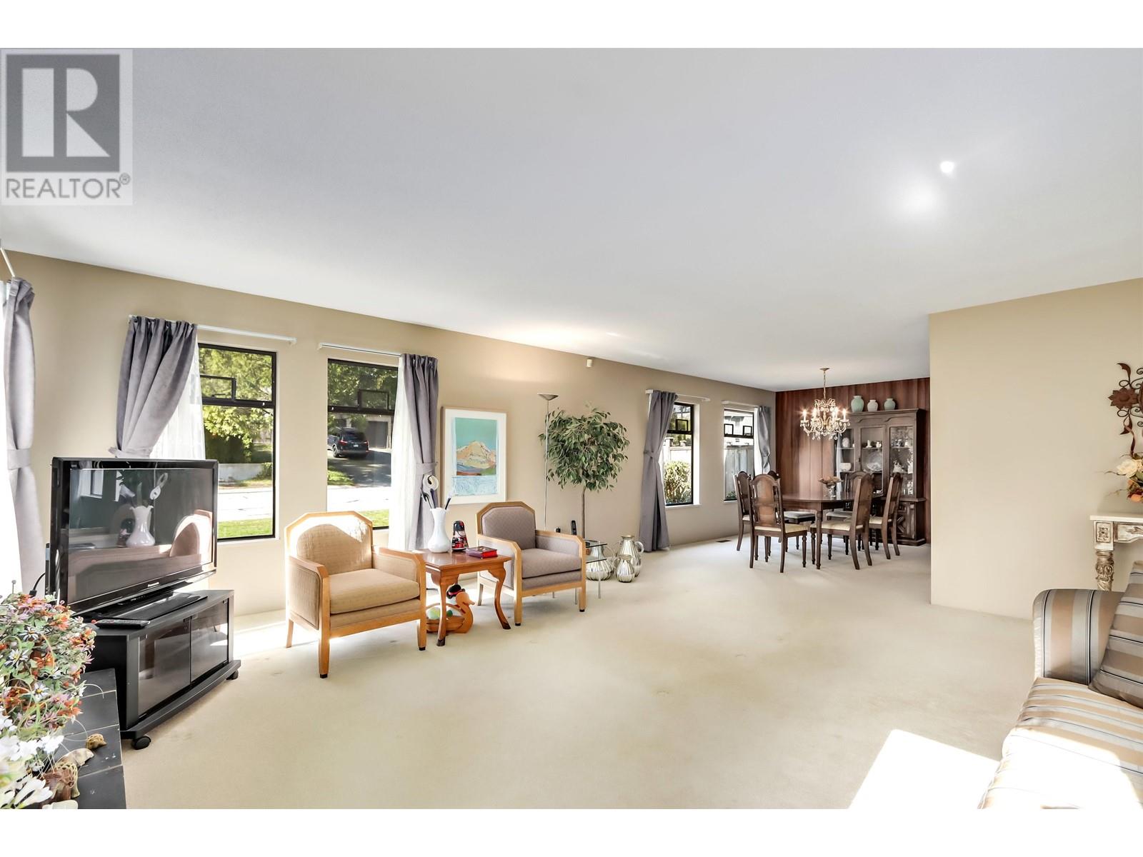3798 St Andrews Avenue, North Vancouver, British Columbia  V7N 2A5 - Photo 5 - R2866622